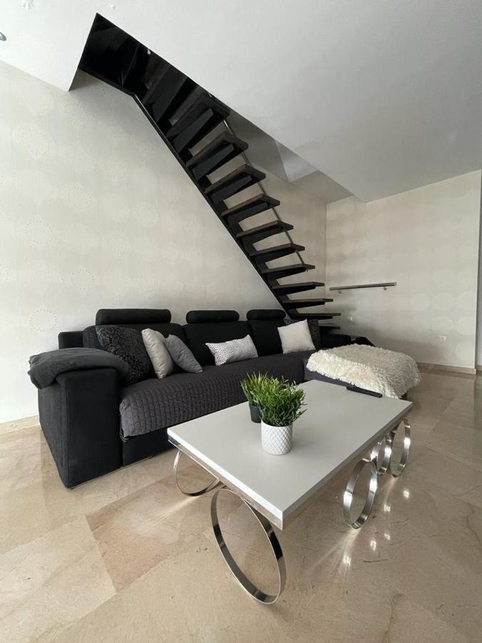 Penthouse In Elche Apartamento Exterior foto